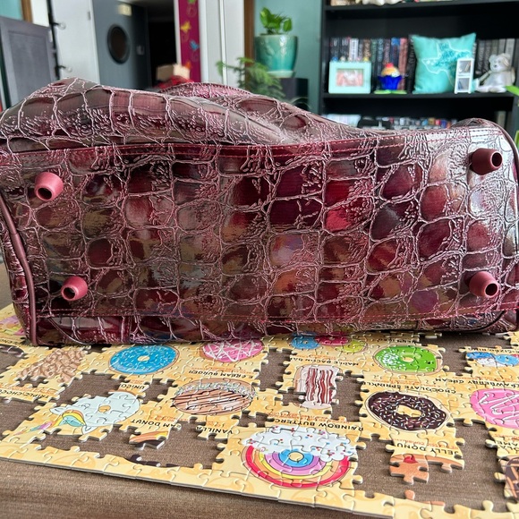 Kathy Van Zeeland Travel Bag - Picture 5 of 11